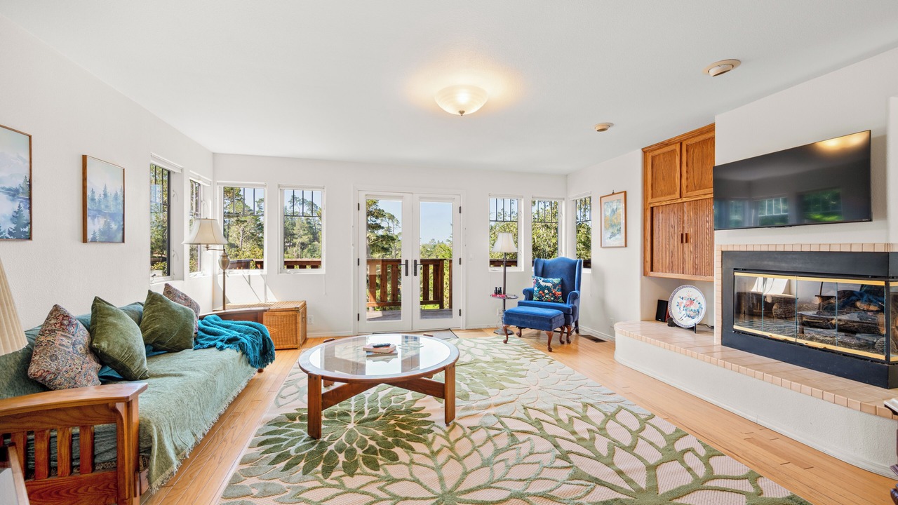 Photo of Livingroom in Lodge Hill
