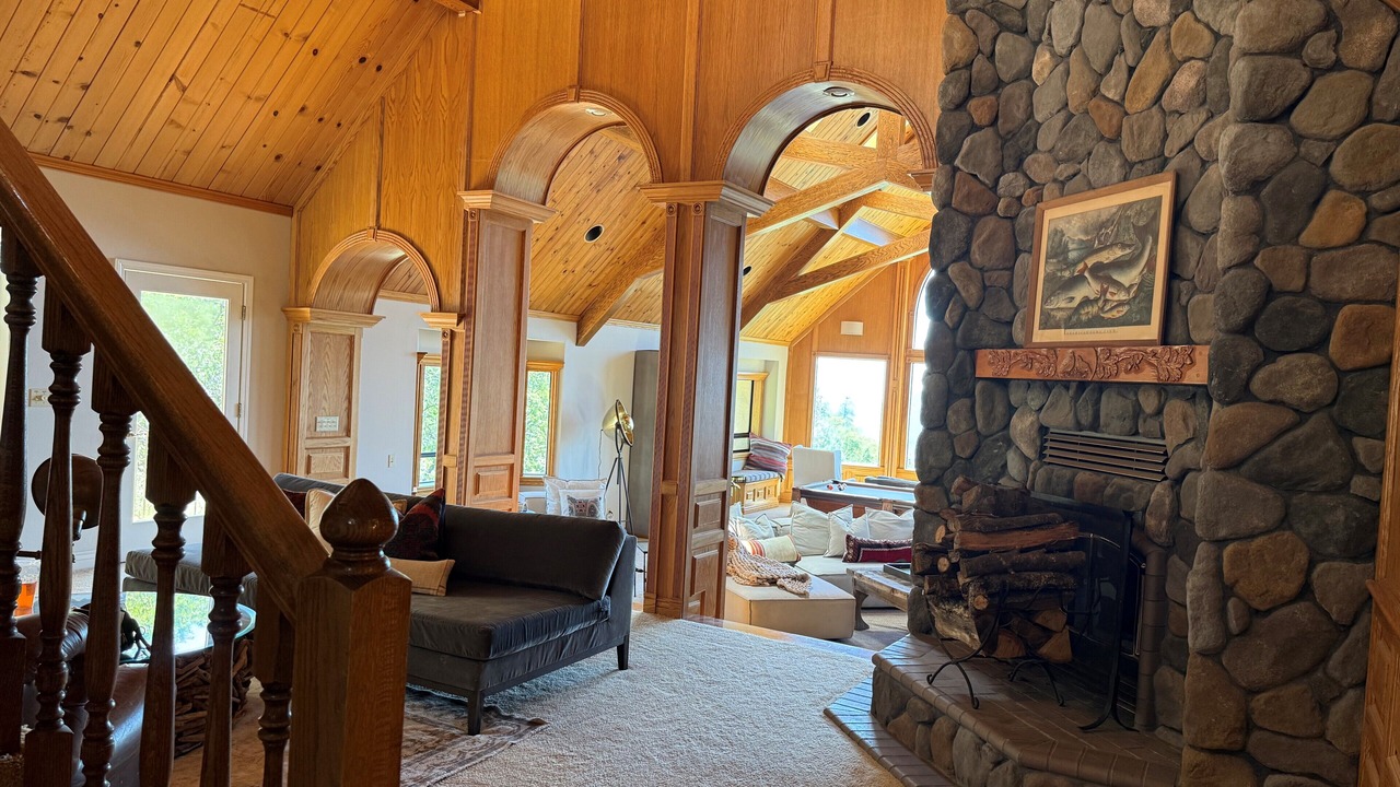 Photo of Livingroom in Lakehead