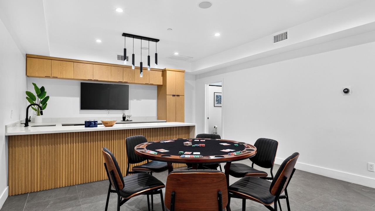 Photo of Bedroom in Summit Estates