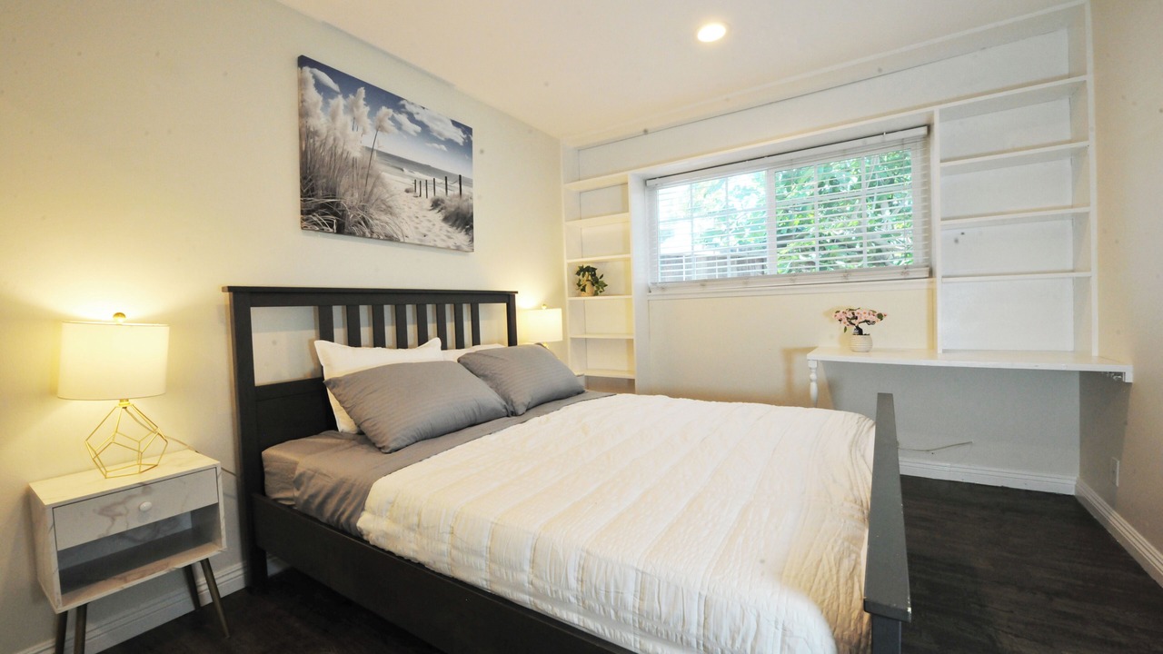 Photo of Bedroom in Huntington Beach