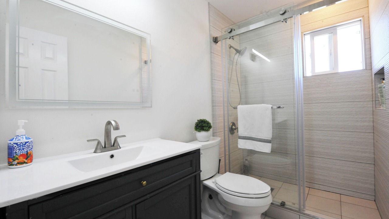 Photo of Bathroom in Huntington Beach