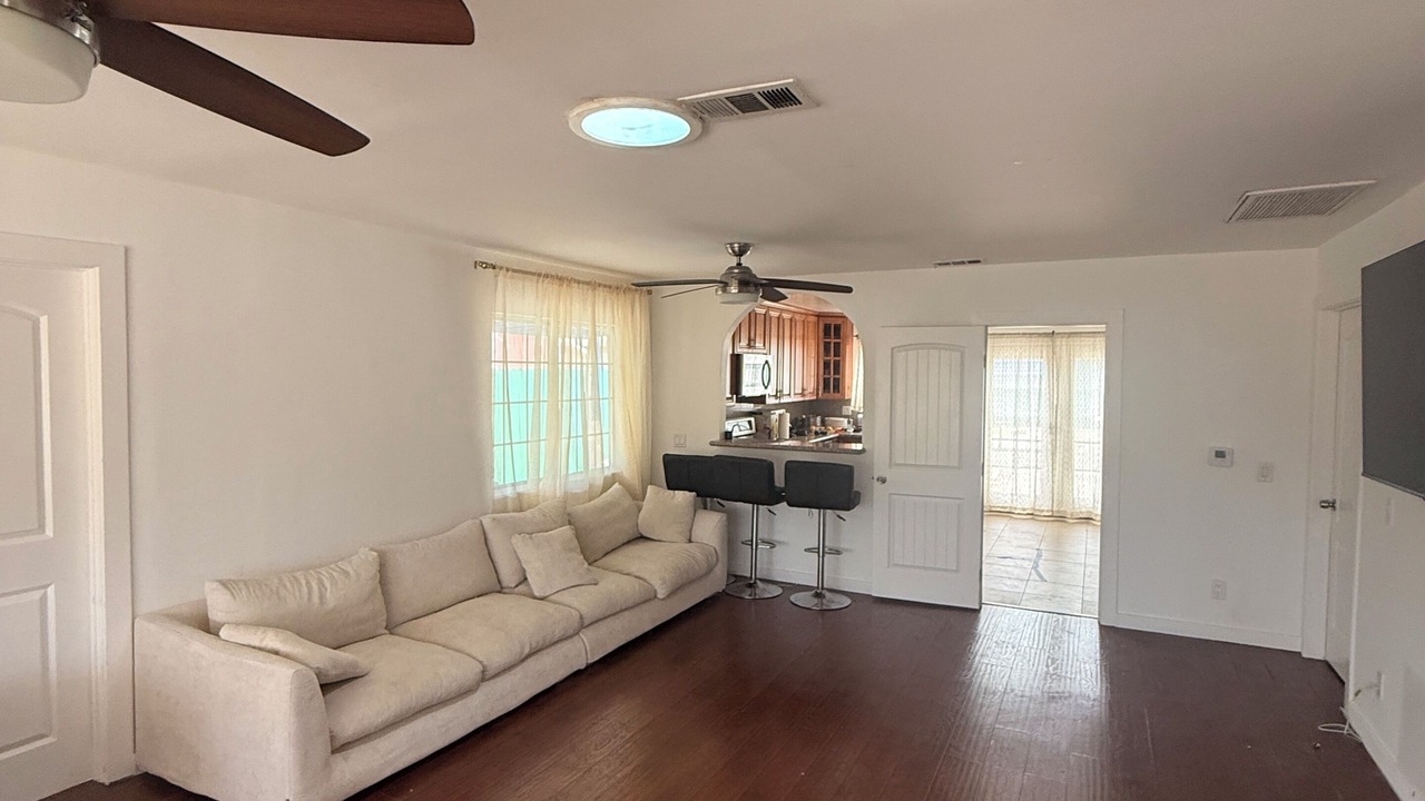 Photo of Livingroom in Winnetka