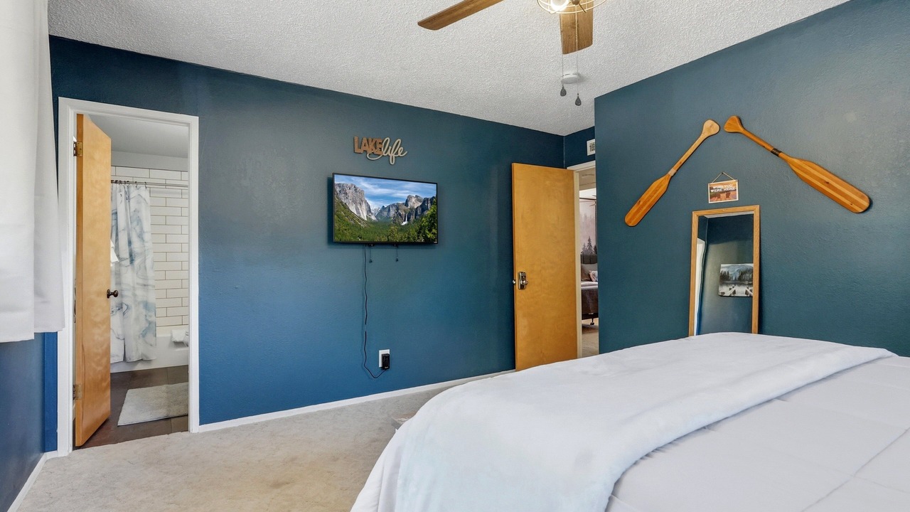 Photo of Bedroom in Yosemite Forks