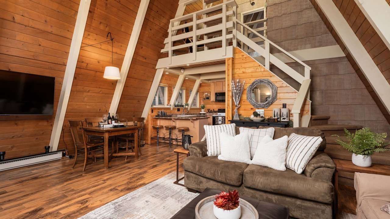 Photo of Livingroom in Sierra Cedars
