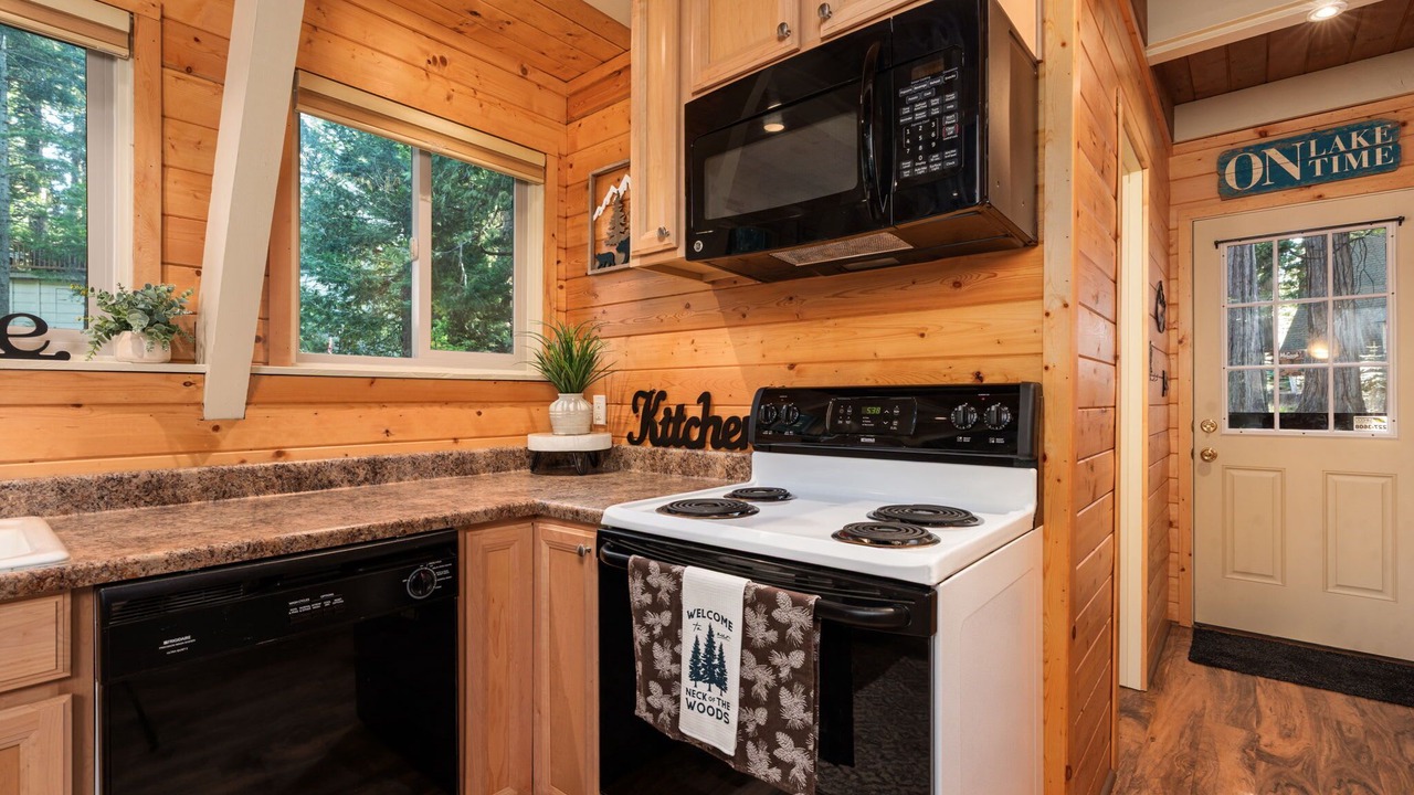 Photo of Kitchen in Sierra Cedars