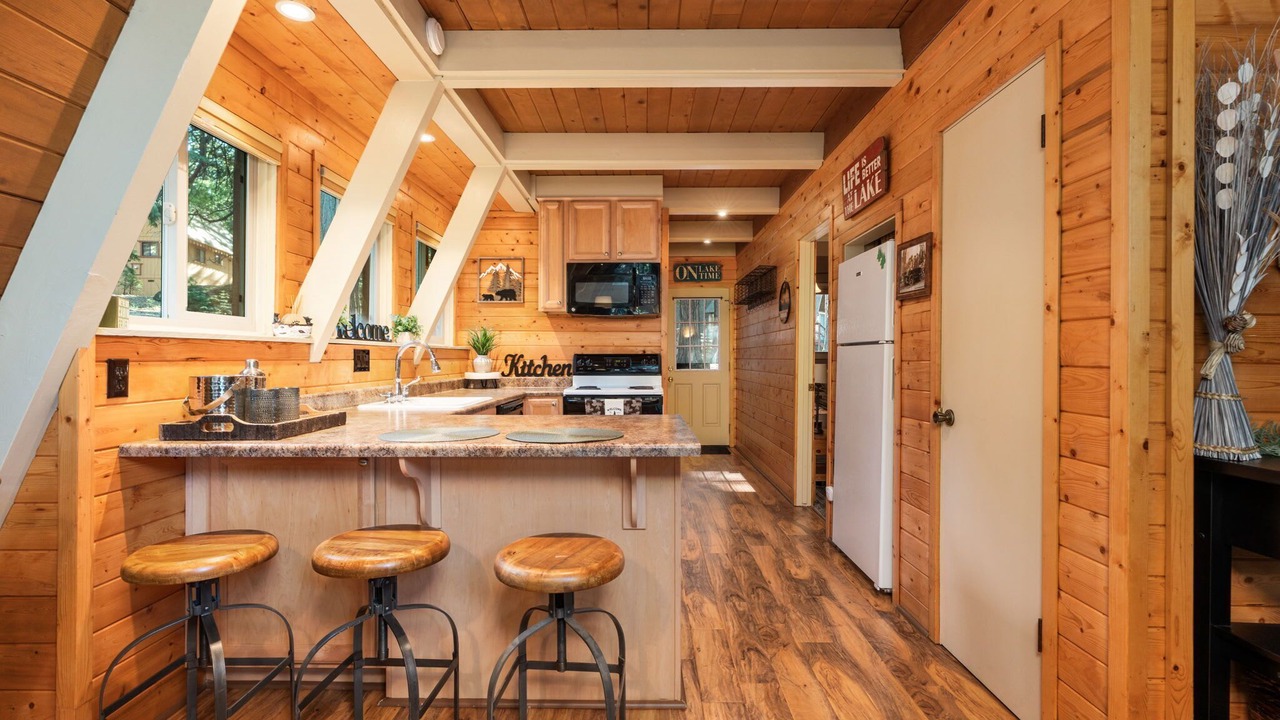 Photo of Kitchen in Sierra Cedars