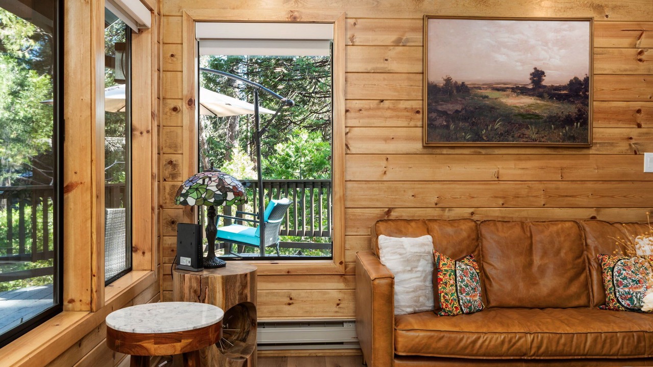 Photo of Livingroom in Sierra Cedars