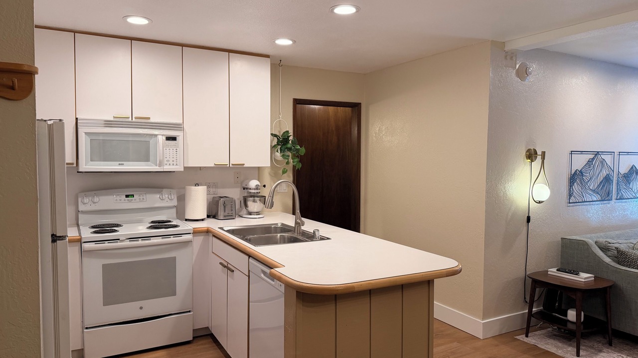 Photo of Kitchen in Mammoth Lakes