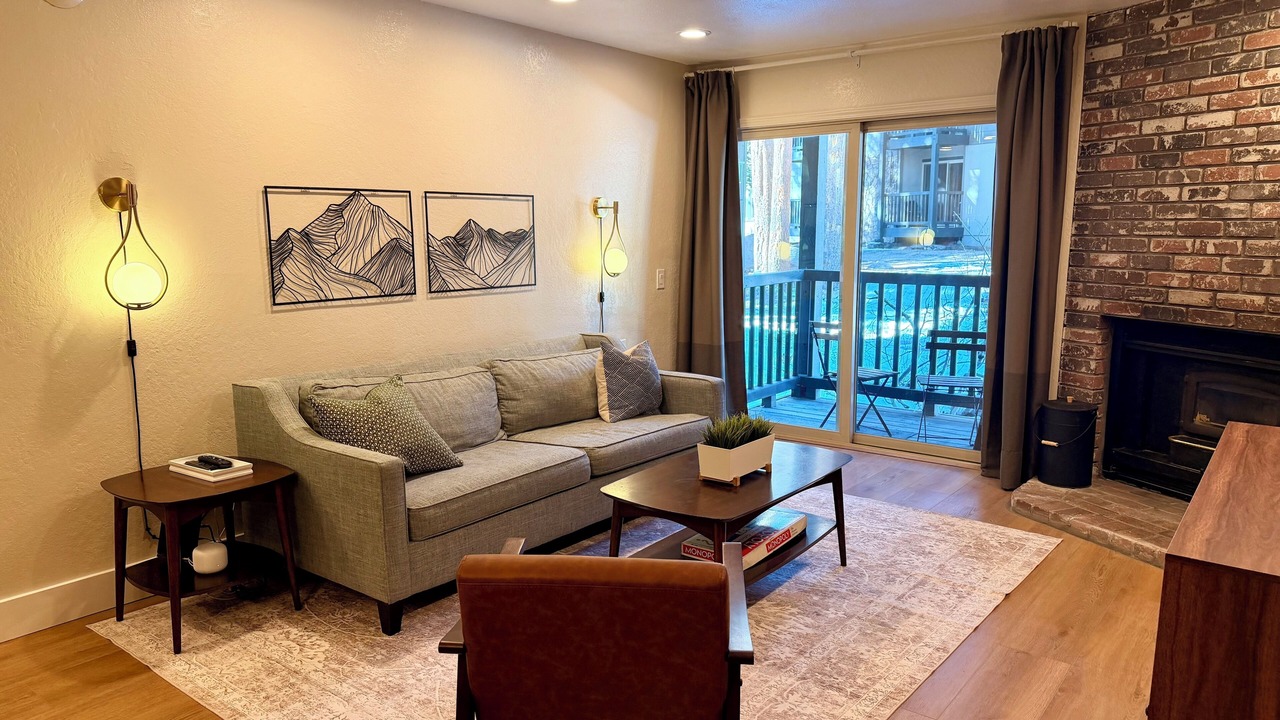 Photo of Livingroom in Mammoth Lakes