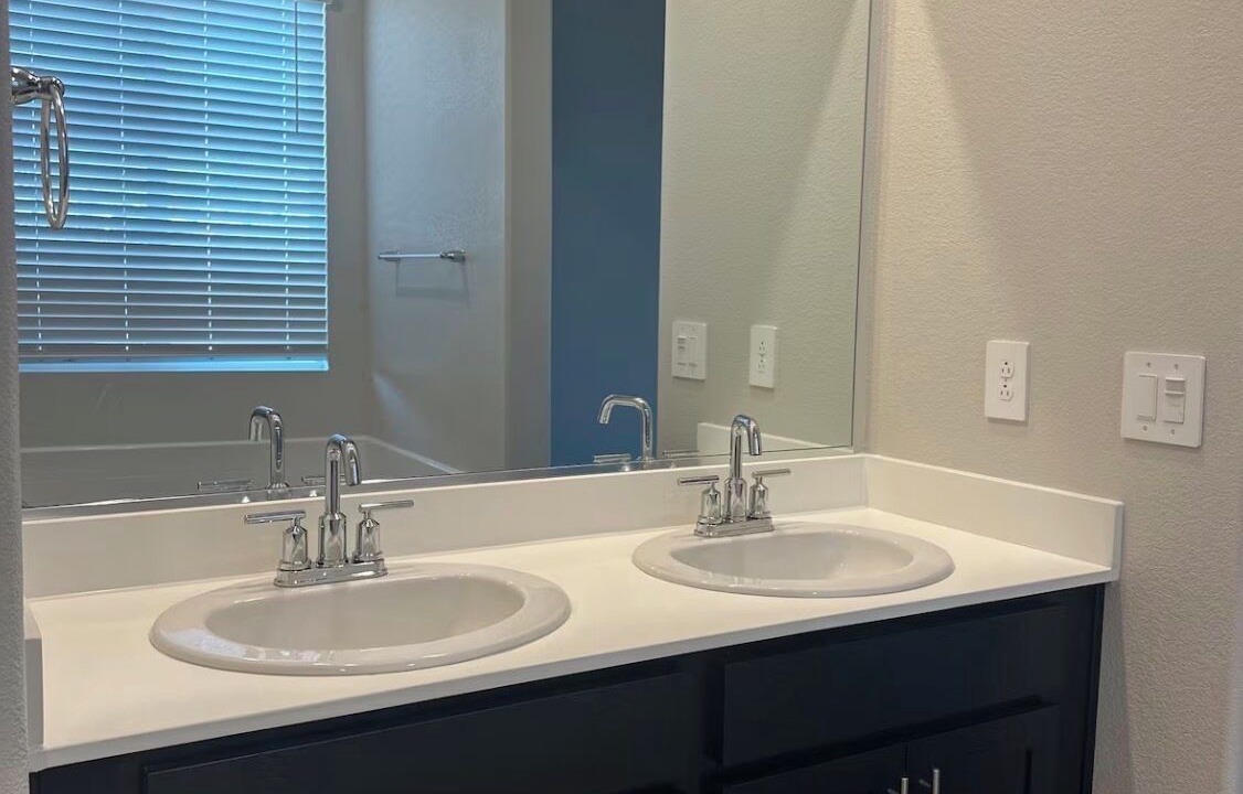 Photo of Bathroom in Peters