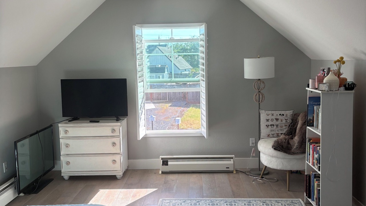 Photo of Bedroom in Larkfield-Wikiup