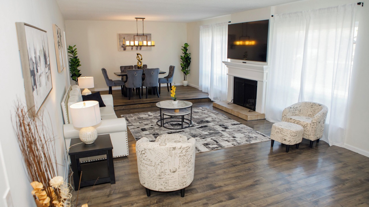 Photo of Livingroom in Thousand Oaks