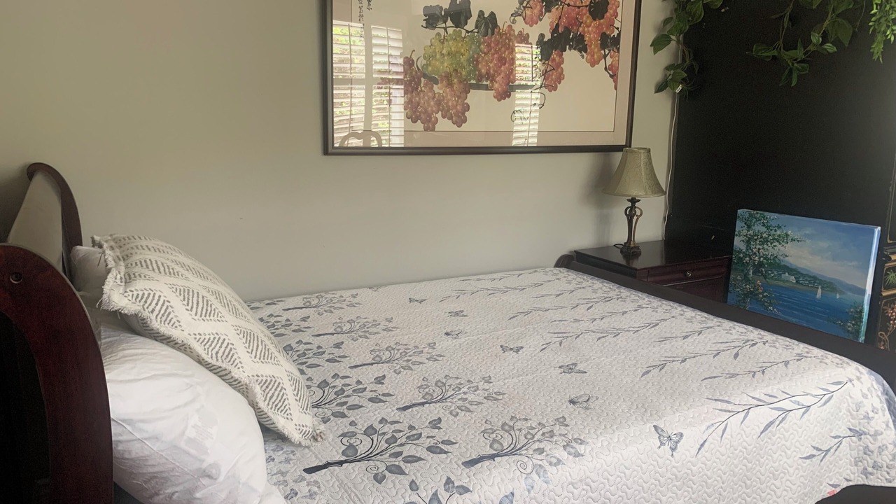 Photo of Bedroom in Agoura Hills