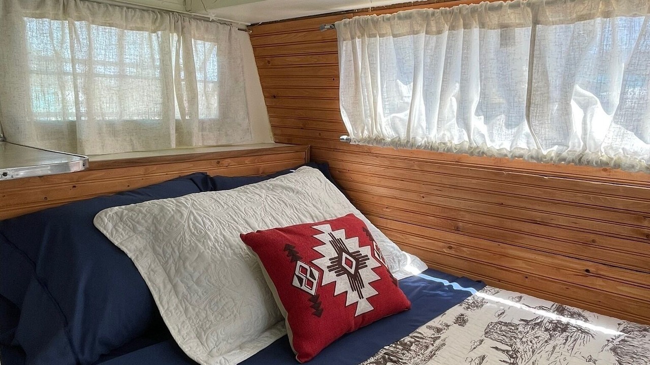 Photo of Bedroom in Dunlap