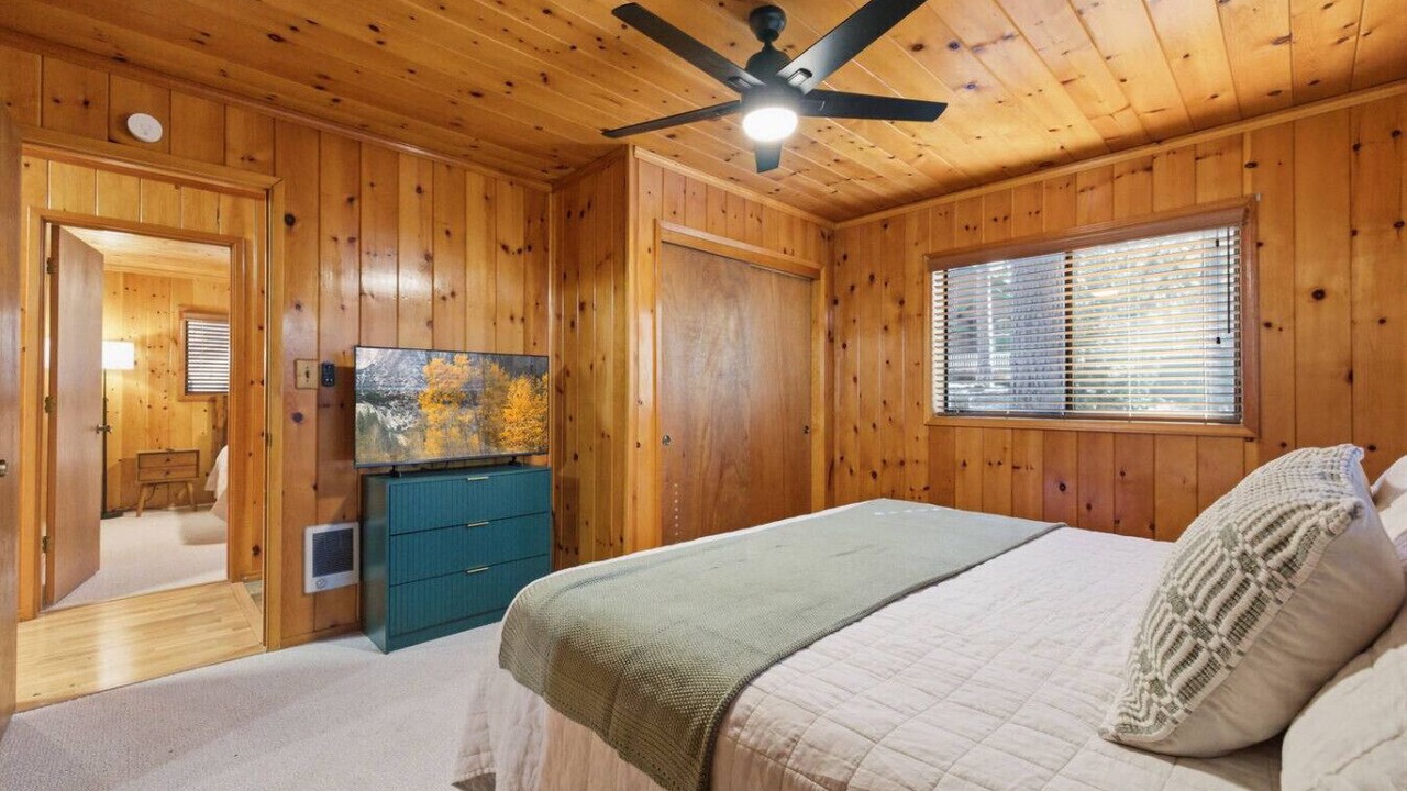 Photo of Bedroom in Twain Harte