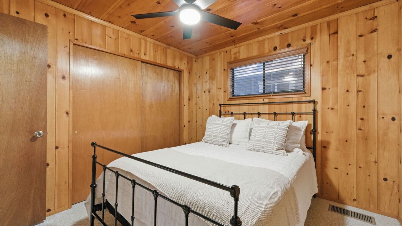 Photo of Bedroom in Twain Harte