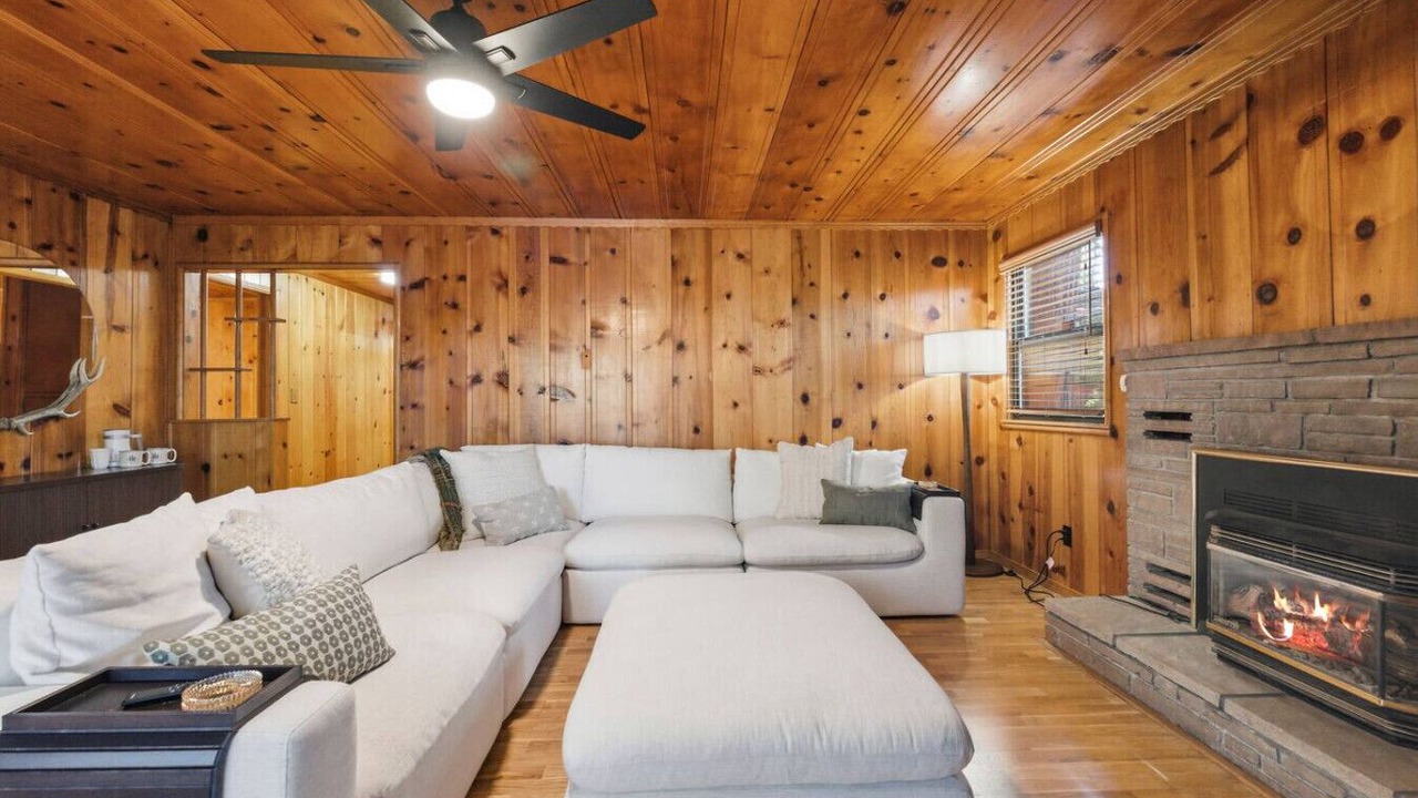 Photo of Livingroom in Twain Harte