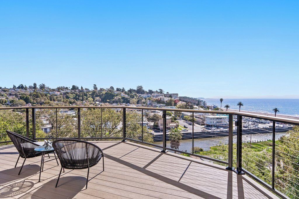 Photo of Others in Aptos