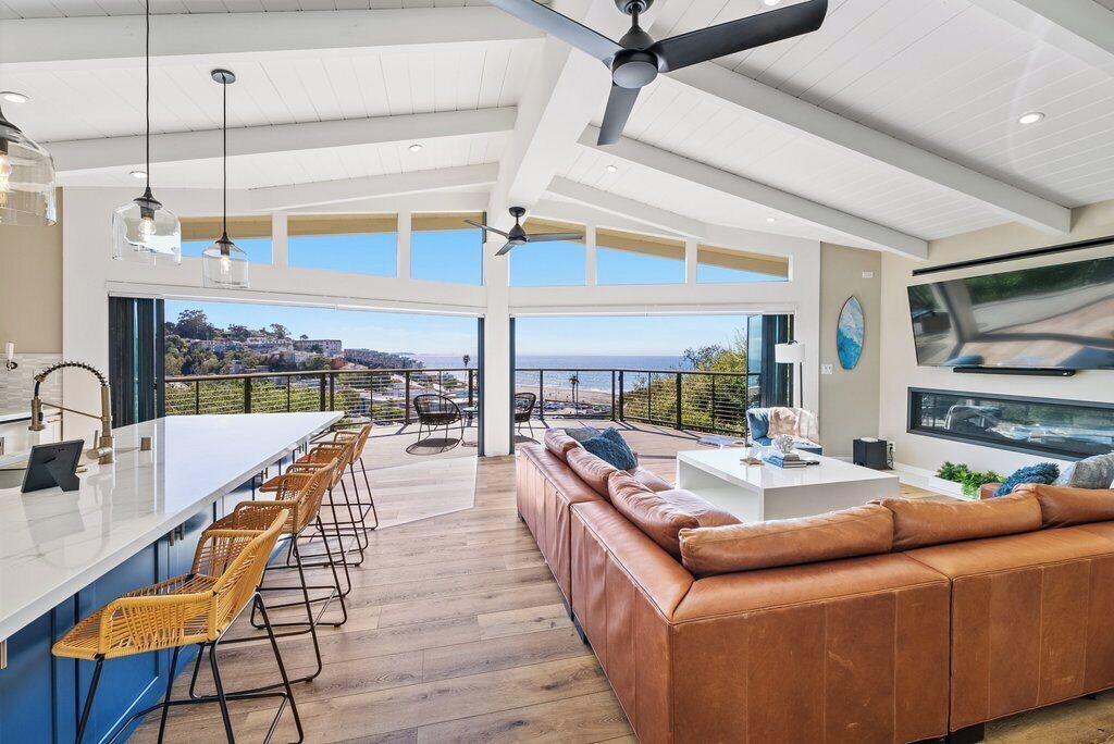 Photo of Livingroom in Aptos