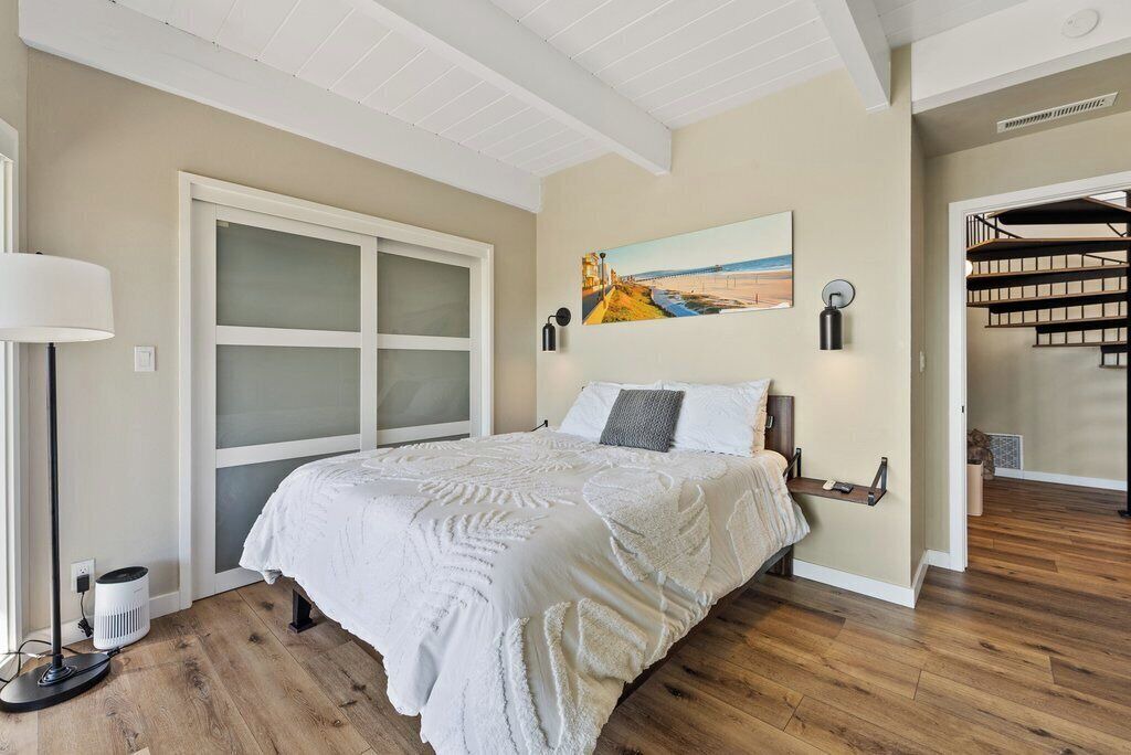 Photo of Bedroom in Aptos