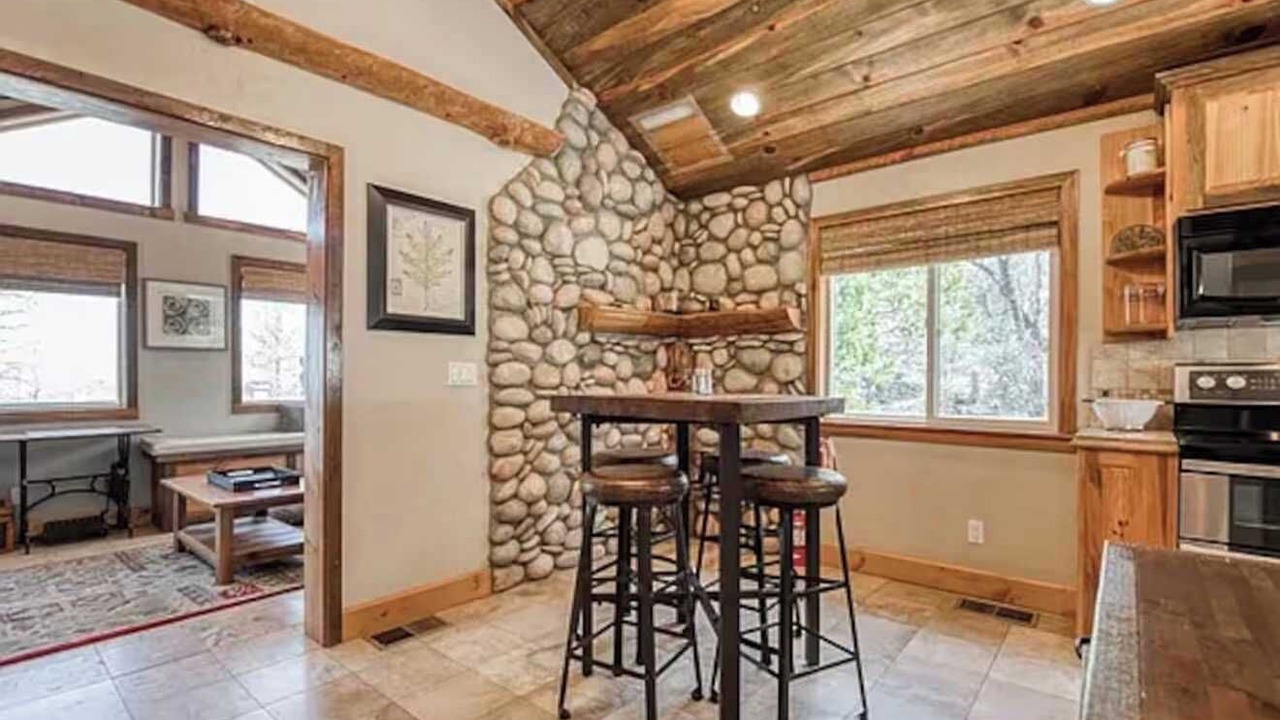 Photo of Kitchen in Shaver Lake