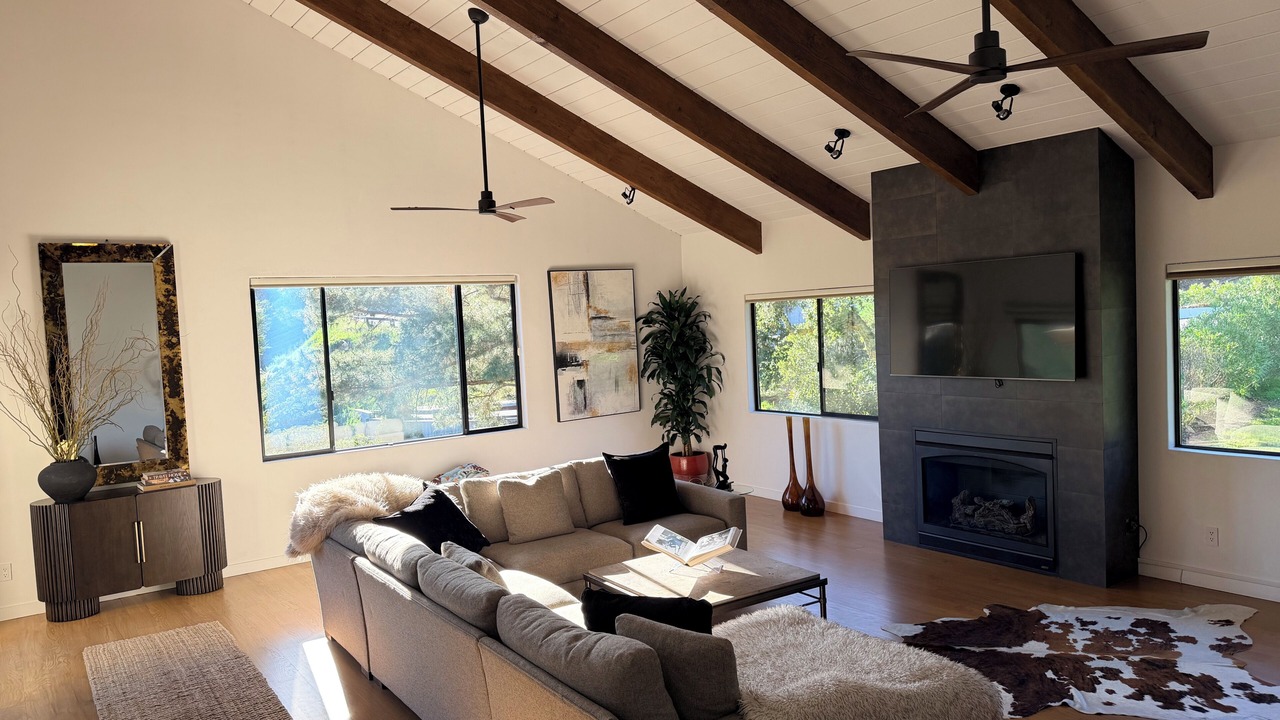 Photo of Livingroom in Carmel Valley