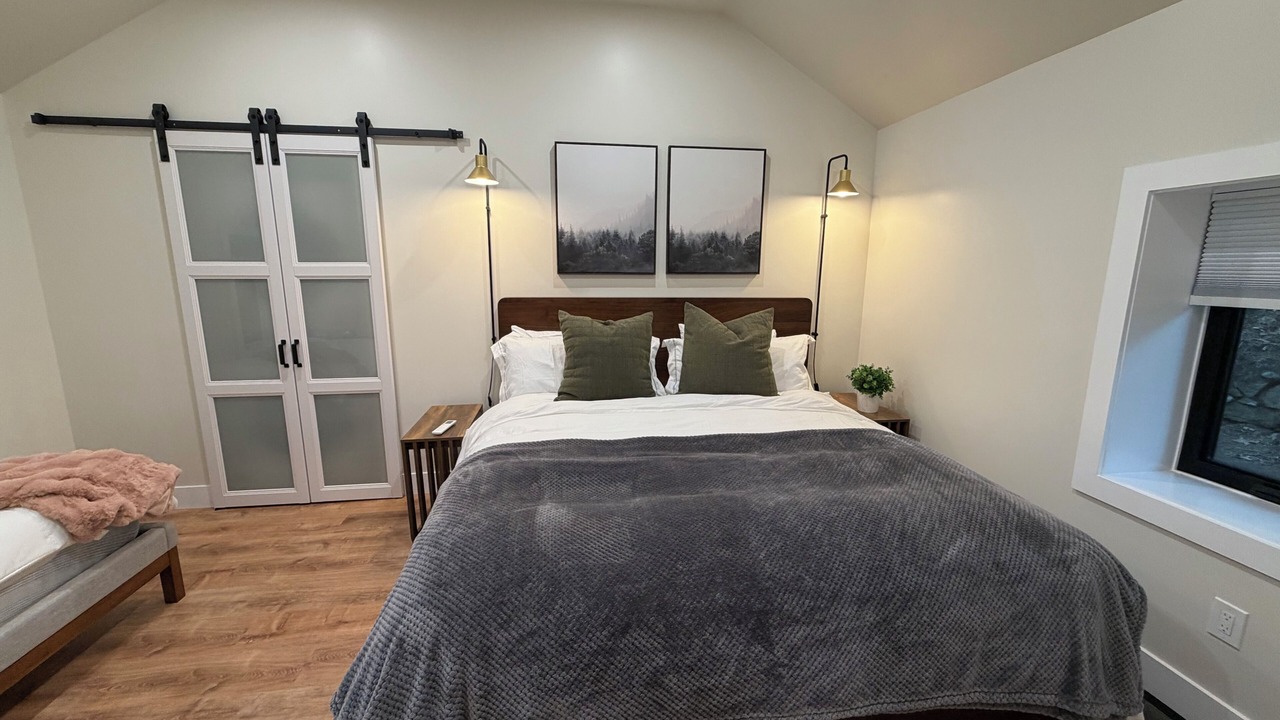 Photo of Bedroom in Fish Camp