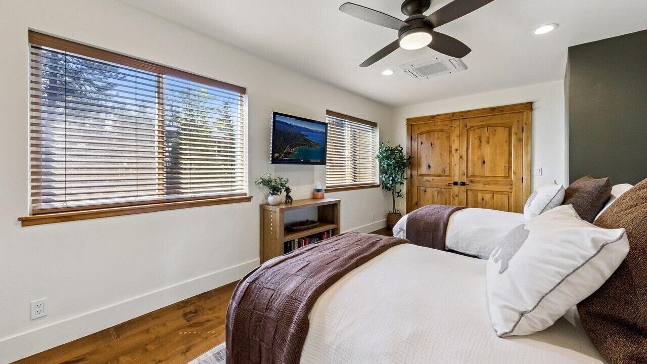 Photo of Bedroom in Tahoe Village