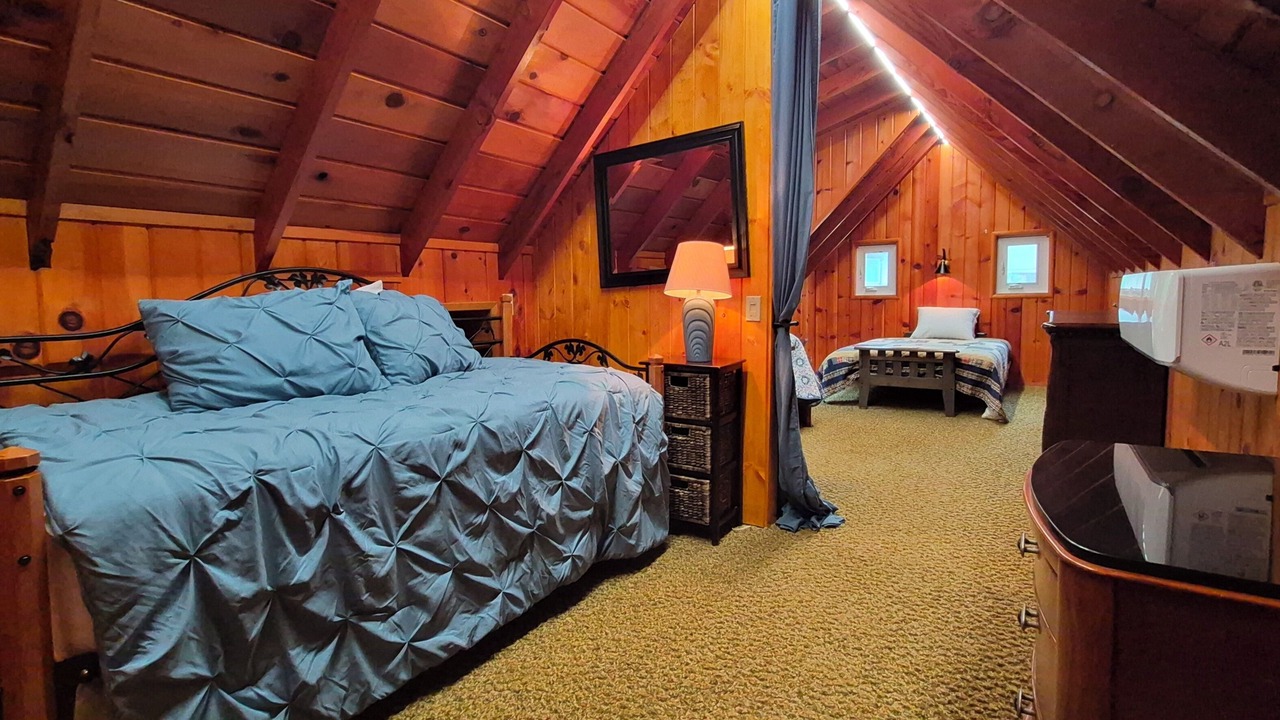 Photo of Bedroom in Mi-Wuk Village