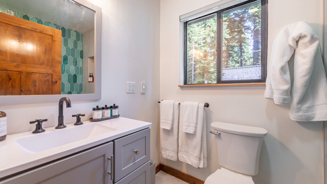 Photo of Bathroom in Sunnyside