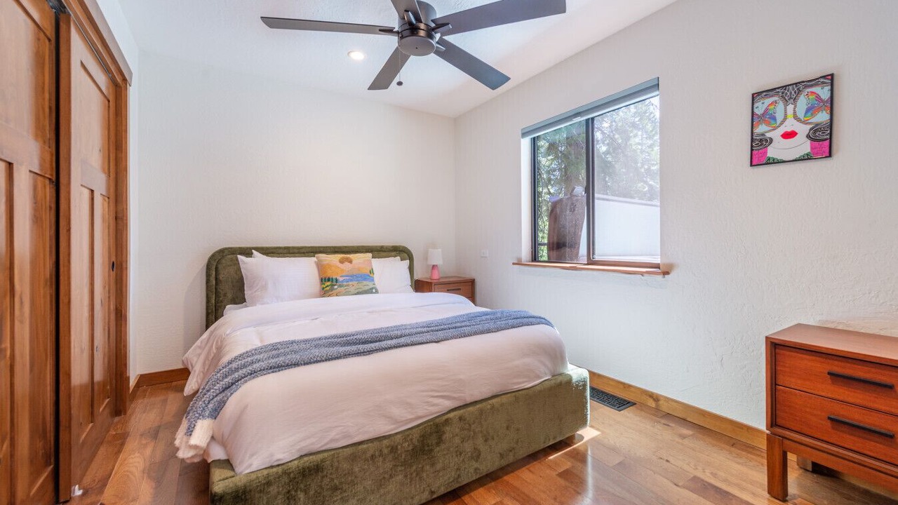 Photo of Bedroom in Sunnyside