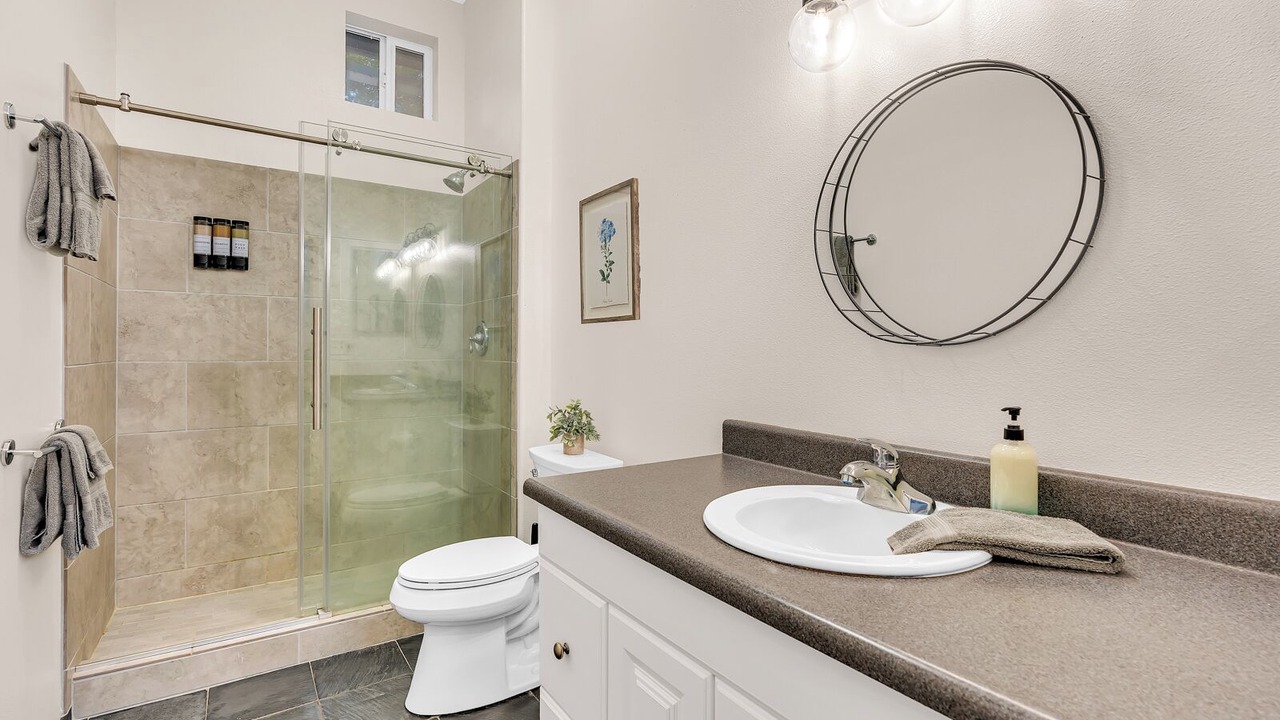 Photo of Bathroom in Mariposa
