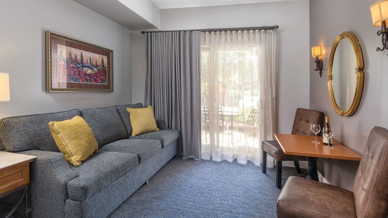Photo of Livingroom in Napa