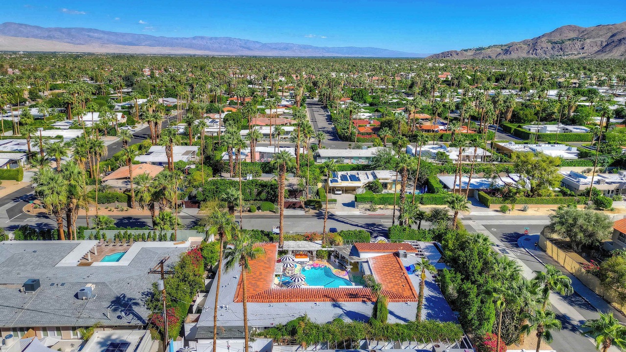 Photo of Outdoor in Tahquitz River Estates
