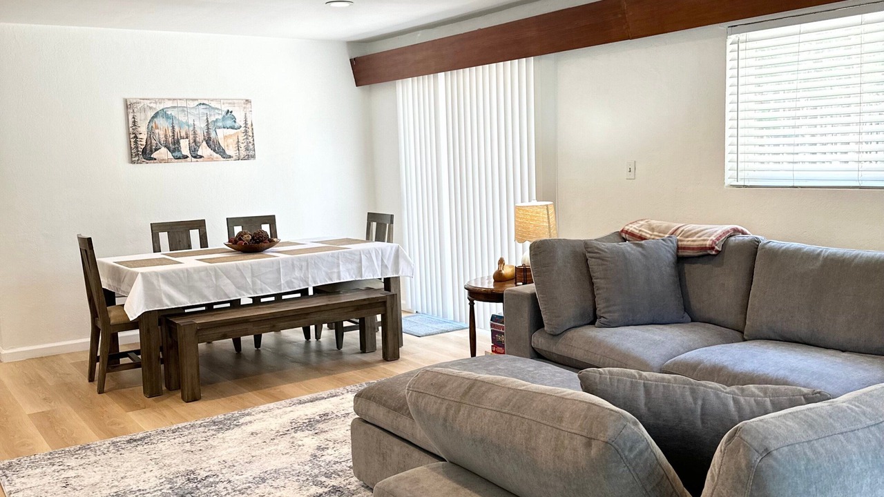 Photo of Livingroom in Bijou Park Acres