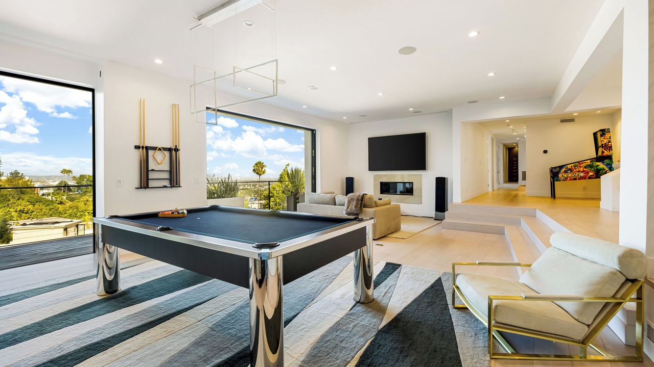 Photo of Bedroom in Hollywood Hills West