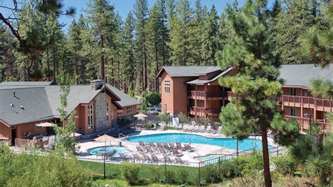 Photo of Outdoor in Round Hill Village