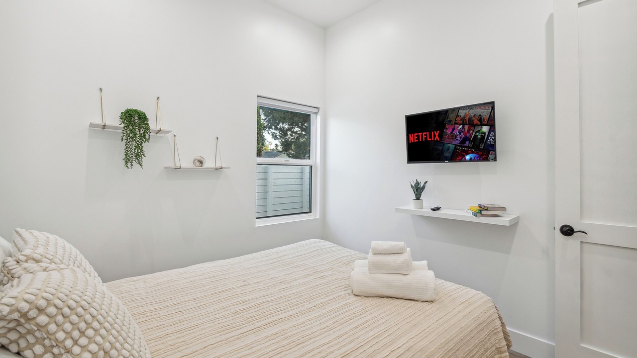 Photo of Bedroom in Burbank