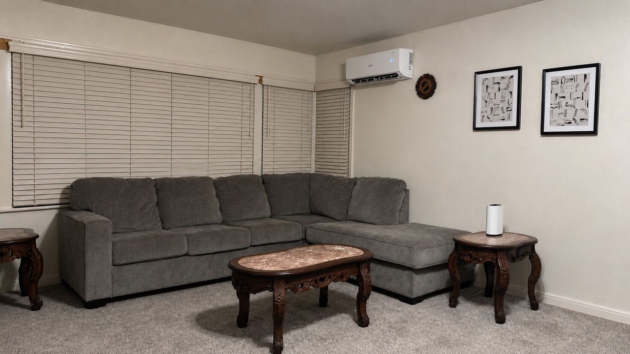 Photo of Livingroom in Coalinga