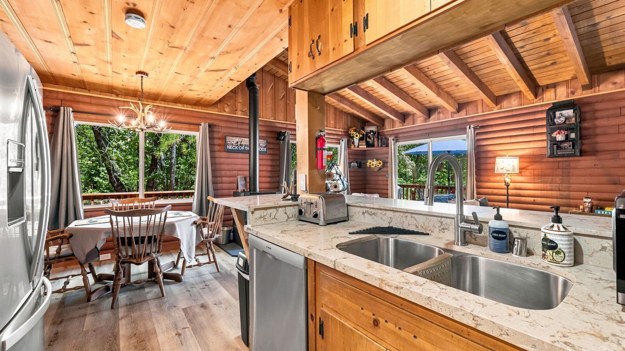 Photo of Kitchen in Phoenix Lake-Cedar Ridge