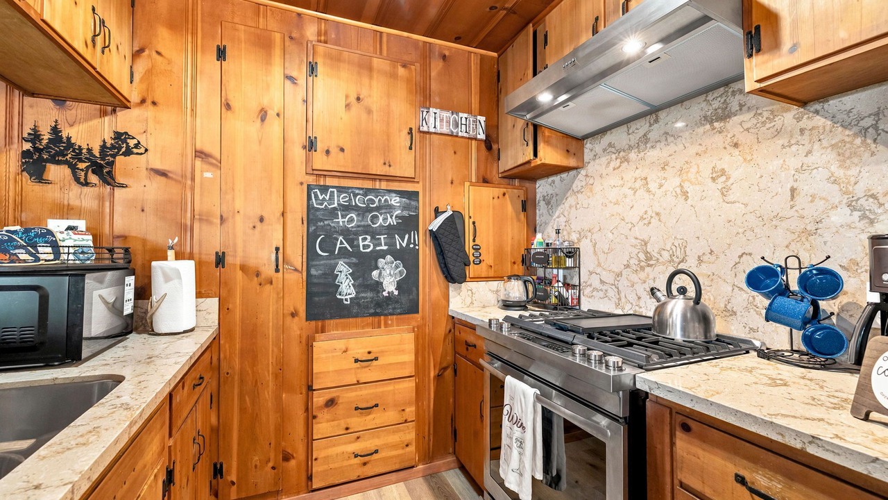 Photo of Kitchen in Phoenix Lake-Cedar Ridge