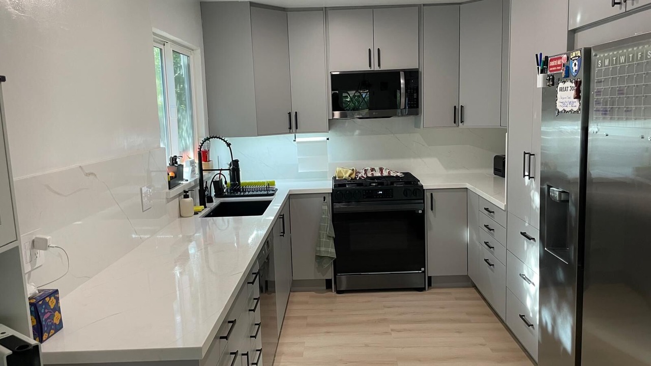 Photo of Kitchen in Monterey Ter