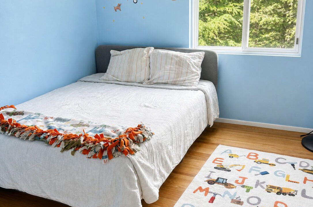 Photo of Bedroom in Monterey Ter