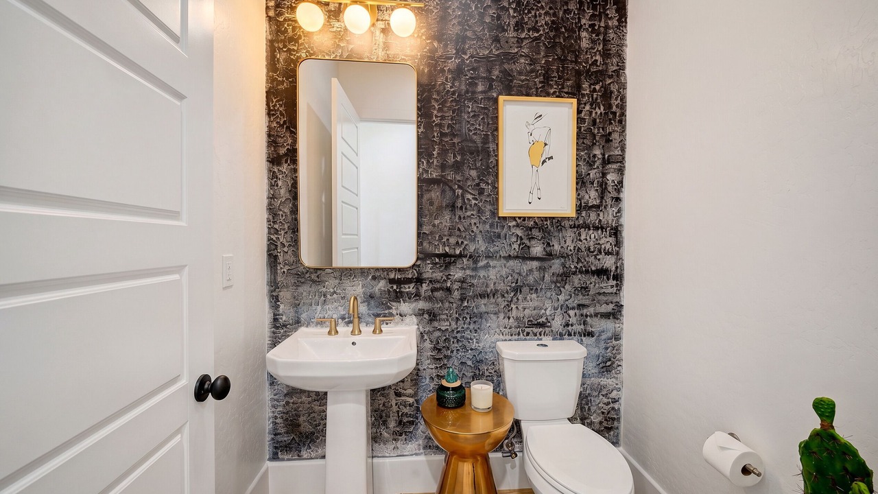Photo of Bedroom in Arden