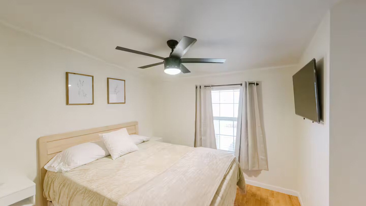 Photo of Bedroom in Desert Hills