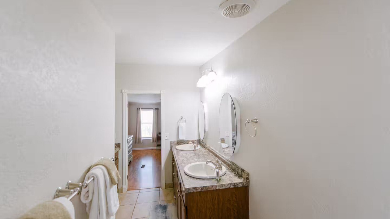 Photo of Bathroom in Desert Hills