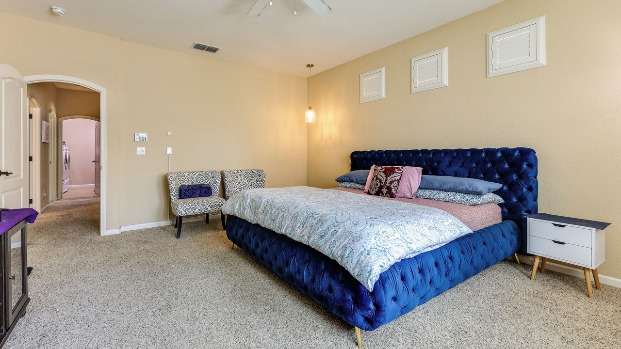 Photo of Bedroom in Tracy