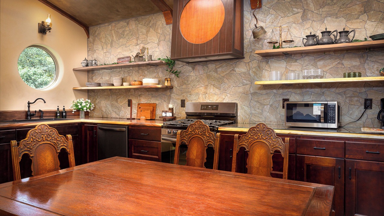 Photo of Kitchen in Three Rivers