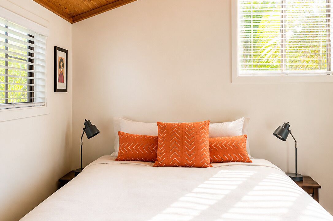 Photo of Bedroom in Faria Beach