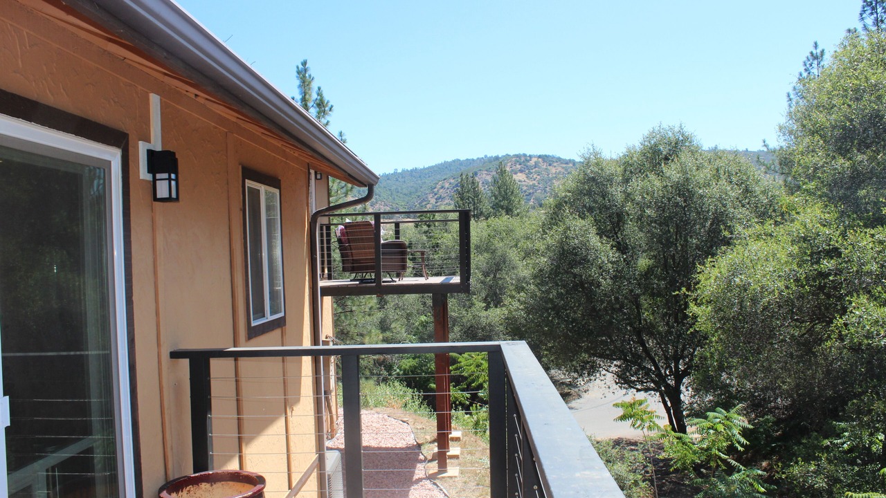 Photo of Patio Balcony in Mariposa